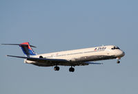 N921DL @ ATL - On final for Runway 9R - by Michael Martin