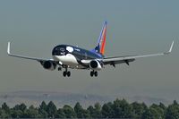 N713SW @ KLAS - Southwest Airlines - 'Shamu' / 1998 Boeing 737-7H4 - by Brad Campbell