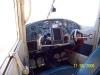 N6770A @ AUM - Interior Shot - by Ed Wells