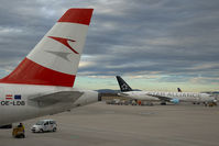 OE-LDB @ VIE - Austrian Airlines Airbus 319 - by Yakfreak - VAP