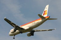 EC-HQM @ EBBR - descending to rwy 25R