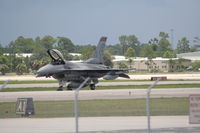 86-0215 @ DAB - F-16