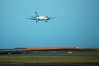 ZK-NLH @ WLG - On short finals - by Micha Lueck