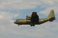 8T-CA @ EBBR - descending to rwy 25L