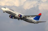 N399DA @ LAX - Delta Airlines N399DA (FLT DAL1162) climbing out from RWY 25R enroute to Salt Lake City Int'l (KSLC).