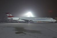 OE-LME @ VIE - Austrian Airlines MD80 - by Yakfreak - VAP
