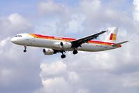 EC-IJN @ EGLL - A.321