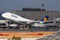 D-ABTL @ LAX - Lufthansa D-ABTL (FLT DLH457) departing RWY 25R in nice light enroute to Frankfurt Main (EDDF).