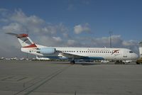 OE-LVE @ VIE - Austrian Arrows Fokker 100 - by Yakfreak - VAP