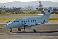 ZK-ECP @ AKL - Taxiing to the gate - by Micha Lueck