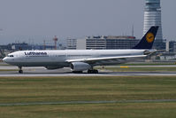 D-AIKH @ VIE - Lufthansa A330-300 - by Thomas Ramgraber-VAP