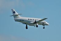ZK-ECP @ AKL - on finals at Auckland - by Micha Lueck
