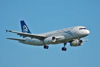 ZK-OJI @ AKL - Approaching Auckland - by Micha Lueck