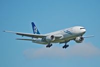 ZK-OKE @ AKL - Approaching Auckland - by Micha Lueck