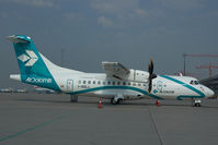 I-ADLL @ VIE - Air Dolomiti ATR 42 - by Yakfreak - VAP