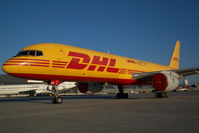 OO-DPK @ VIE - DHL Boeing 757-200F