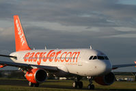 HB-JZN @ BOH - A319 EASYJET