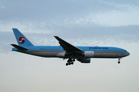 HL7743 @ VIE - Korean Air B777-200 - by Thomas Ramgraber-VAP