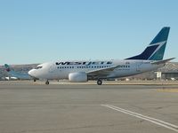 C-GWSI @ YYC - Heading for 34