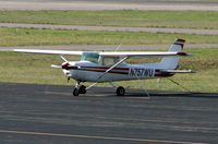 N757WU @ FCI - Cessna 152 N757WU - by Chris England