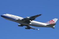 B-18251 @ VIE - China Airlines B747-400 - by Thomas Ramgraber-VAP