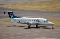 ZK-EAB @ WLG - Taxiing to the gate - by Micha Lueck