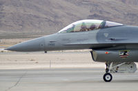 88-0492 @ KLAS - Lockheed Martin / USAF / F-16C Fighting Falcon (cn 1C-94) / Aviation Nation 2006