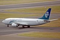 ZK-SJE @ WLG - Taxiing to the runway - by Micha Lueck