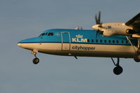PH-LXK @ EBBR - descending to rwy 25L