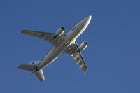 10 21 @ EBBR - VIP flight leaving Brussels after European Summit last Dec. 14-15, 2006