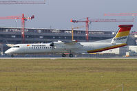 OE-LGF @ VIE - Austrian arrows Dash8-400 (still in Tyrolean colors) - by Thomas Ramgraber-VAP
