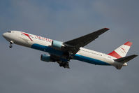 OE-LAE @ VIE - Austrian Airlines Boeing 767-300 - by Yakfreak - VAP
