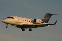 VH-OCV @ EBBR - descending to rwy 25L