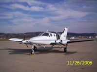 N81JK @ JEF - Cessna 414