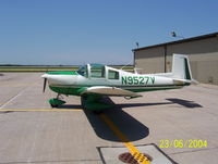 N9527V - 1970 Mooney M10 - by Ed Wells