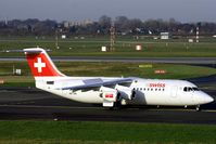 HB-IXR @ DUS - visitor - by Wolfgang Zilske