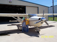 N70686 @ T67 - Texas Skyways 520 mod w/cowl mods - by John Efinger