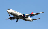 N134DL @ ATL - On final for Runway 26L - by Michael Martin