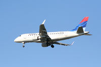 N865RW @ ATL - Over the numbers of 26L - by Michael Martin