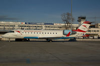 OE-LCM @ VIE - Austrian Arrows Regionaljet - by Yakfreak - VAP