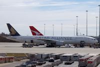 9V-SYE @ MEL - The first B777 in Star Alliance livery I have seen... - by Micha Lueck