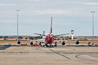 VH-OJU @ MEL - backside ;-) - by Micha Lueck