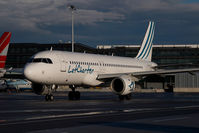 YL-BCB @ VIE - Latcharter Airbus 320 - by Yakfreak - VAP