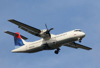 N630AS @ ATL - On final for Runway 9R - by Michael Martin