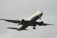 N841MH @ ATL - On final for Runway 9R - by Michael Martin