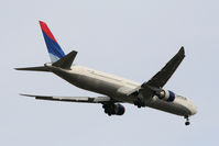 N841MH @ ATL - Over the numbers of 9R - by Michael Martin