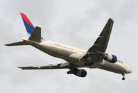N863DA @ ATL - Over the numbers of 9R - by Michael Martin
