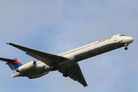N935DL @ ATL - On final for Runway 9R - by Michael Martin