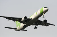 N6700 @ ATL - On final for Runway 9R - by Michael Martin