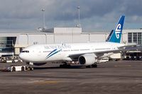 ZK-OKC @ AKL - At Auckland - by Micha Lueck